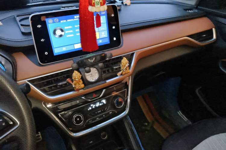 Used Wuling Hongguang S3 2018 1.5L Manual Luxury Model China V Standard