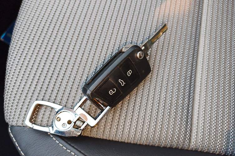 Used Skoda Octavia 2017 1.6L Manual Front-Wheel-Drive Version