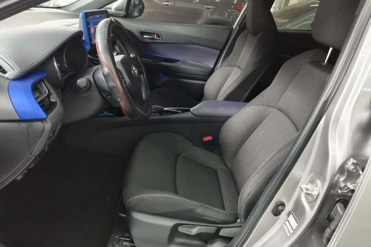 Used Toyota IZOA 2020 2.0L Enjoy Edition