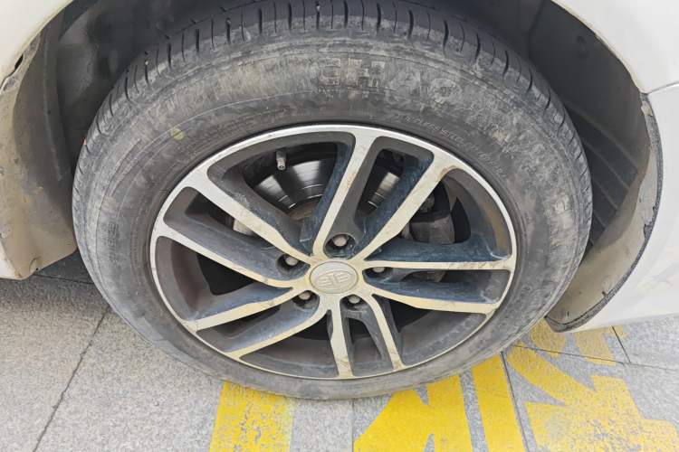 Used Bestune B50 2013 1.6L manual luxury version