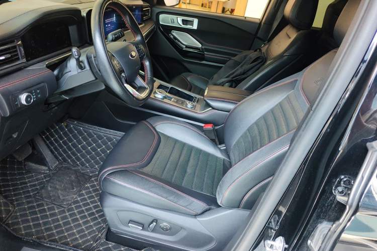 Used Ford Explorer 2023 EcoBoost 285 4x4 ST-LINE 6-Seater Left Front Seat