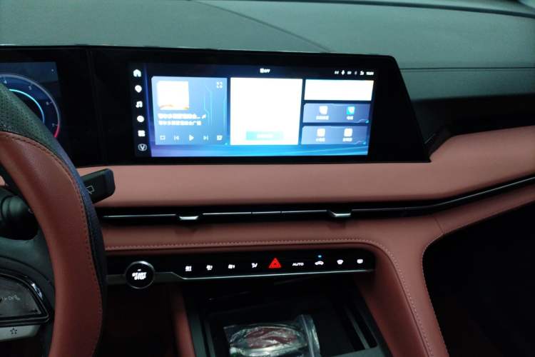 Used Changan CS75 PLUS 2025 Model, 3rd Generation Champion Edition 1.5T Jinghang Version