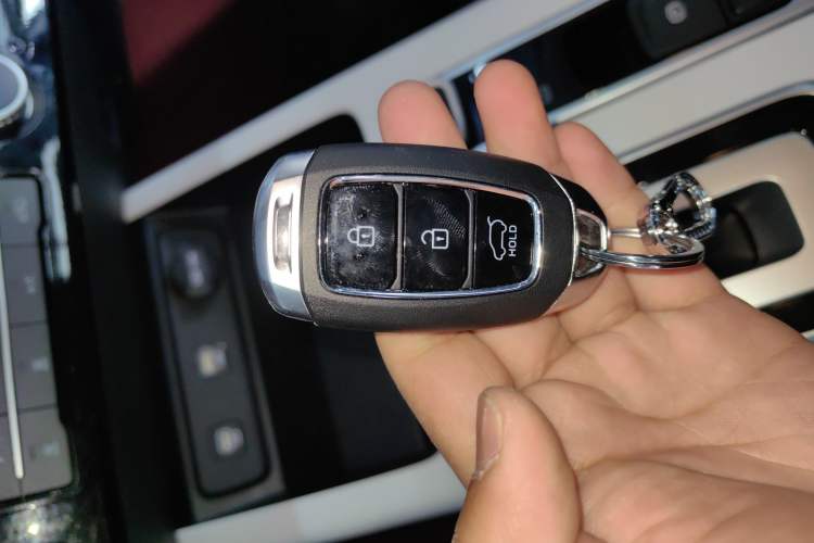 Used Hyundai ix35 2023 Musso 2.0L Deluxe Edition DLX