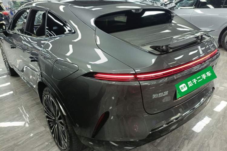 Used Avatr 11 2022 Long-Range Dual-Motor Luxury Edition 5 Seats