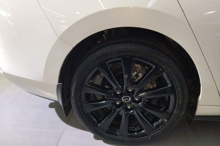 Used Mazda 3 Axela 2022 2.0L Automatic Zhi Rui Obsidian Edition