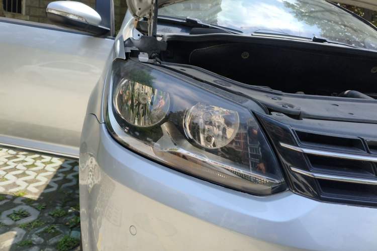 Used Volkswagen Touran 2011 1.4T DSG ZhiZhen Edition 5 Seats
