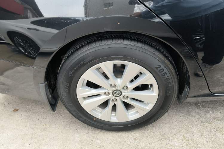 Used Nissan Teana 2019 2.0L XL Comfort Edition Right Rear Wheel Hub