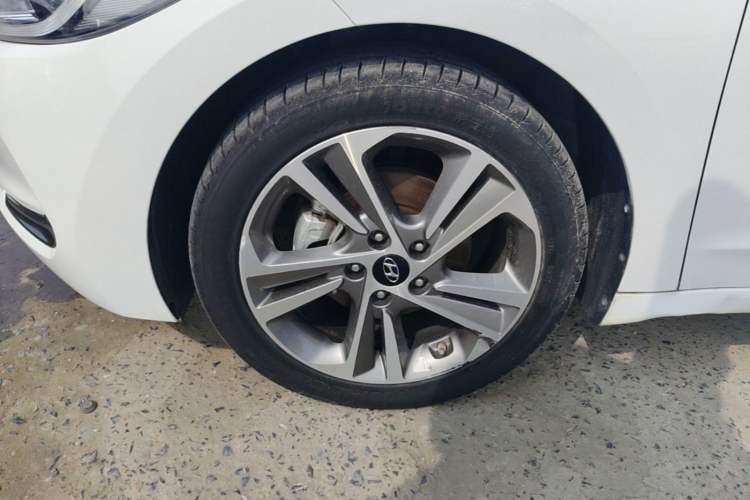 Used Hyundai Elantra (6th Generation / Lingdong) 2016 1.6L Automatic ZhiXuan – Elite Version