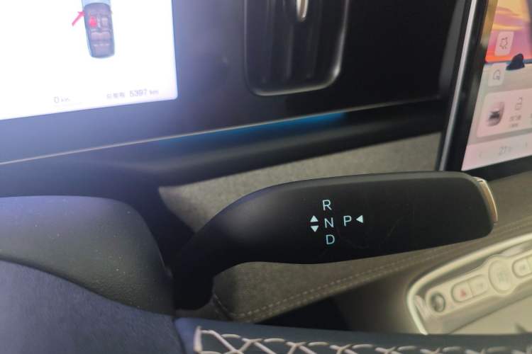 Used BYD Sealion 05 EV 2025 520 km Flagship SmartDrive Version Gear Lever