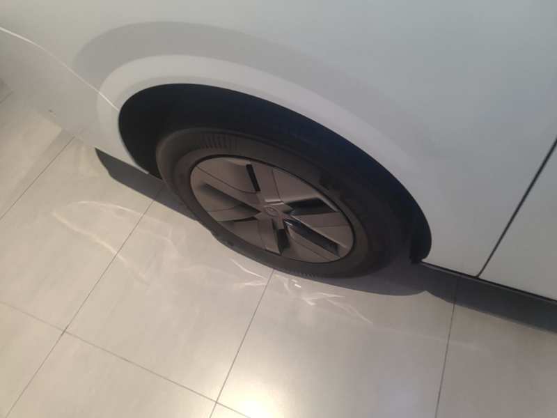 Used Li Auto MEGA 2025 Ultra Smart Refreshed Edition — 25