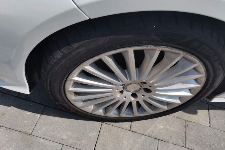 Used Mercedes-Benz E-Class 2015 Facelift E 200 L