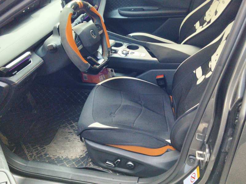 Used CHANGAN UNI-V 2024 1.5T Prestige Sport Edition — 11