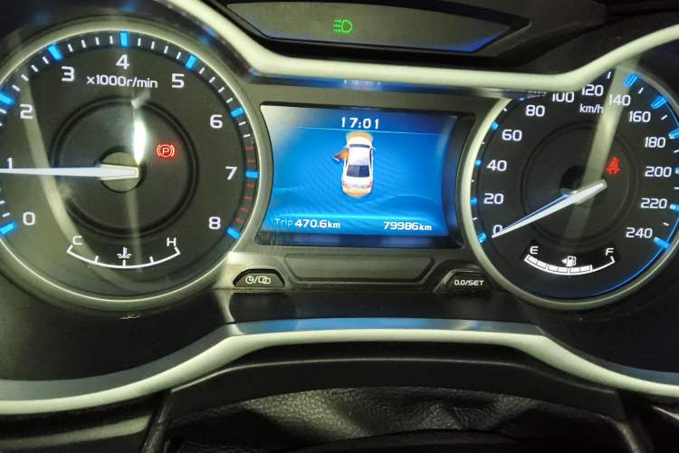 Used Geely Auto Emgrand 2017 Sedan Million Edition 1.5L Manual - Upward Version Odometer Close Up