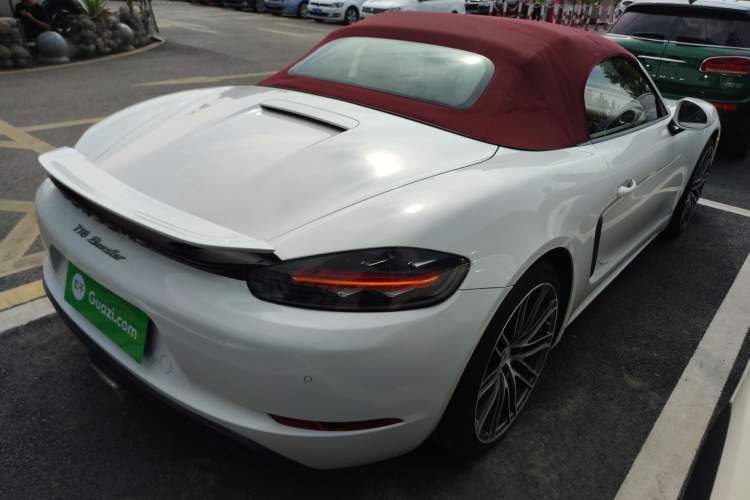 Used Porsche 718 2020 Boxster 2.0T Rear Right 45 Deg