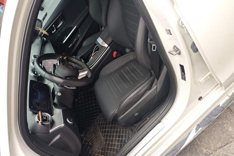 Used Mercedes-Benz C-Class 2023 Second Facelift C 260 L Sport Edition