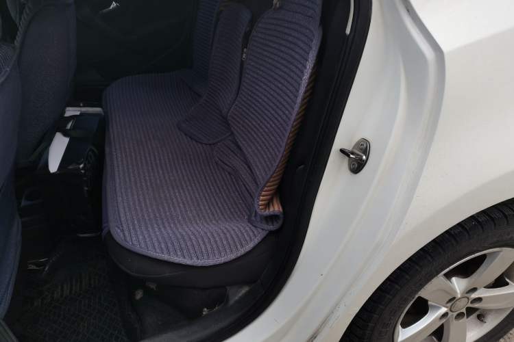 Used Volkswagen Polo 2011 1.4L Manual ZhiLe Edition Left Rear Seat