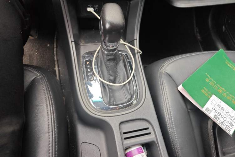 Used Roewe 360 2015 1.5L Automatic Luxury Edition Gear Lever