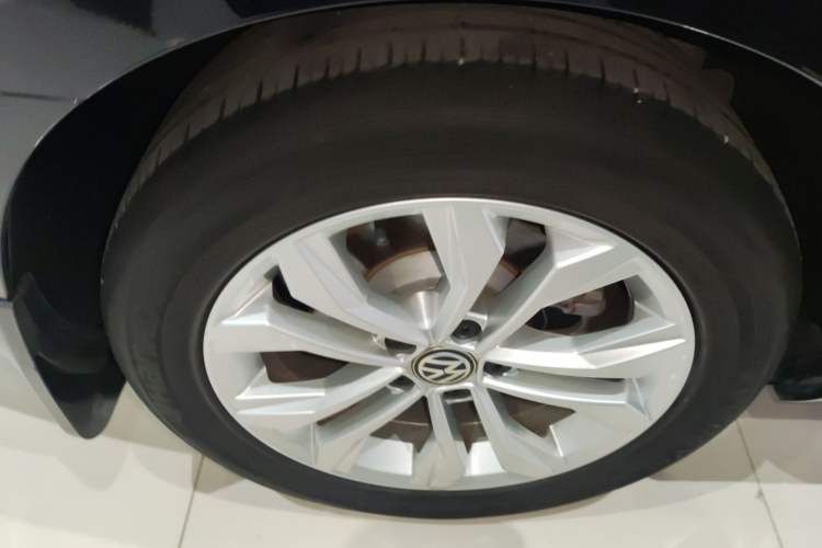 Used Volkswagen Magotan 2019 330TSI DSG Luxury Version China VI Standard