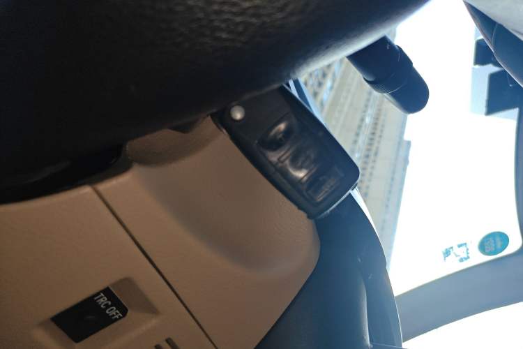 Used Toyota Reiz 2007 2.5S Leather Sunroof Version
