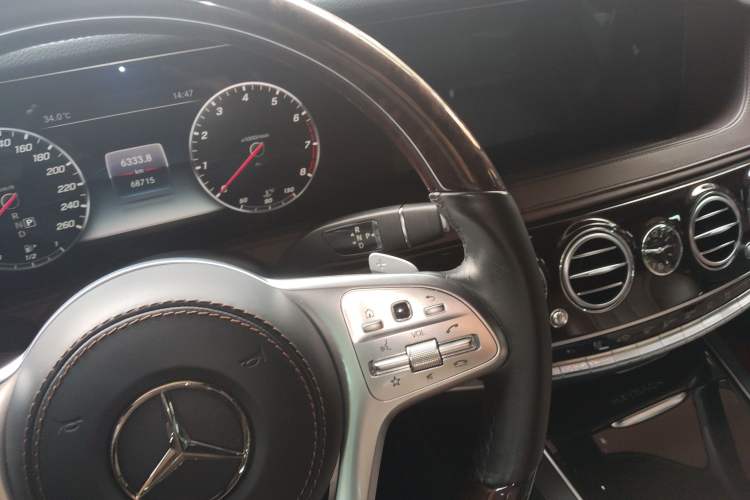 Used Mercedes-Benz Maybach S-Class 2020 S 450 4MATIC Gear Lever