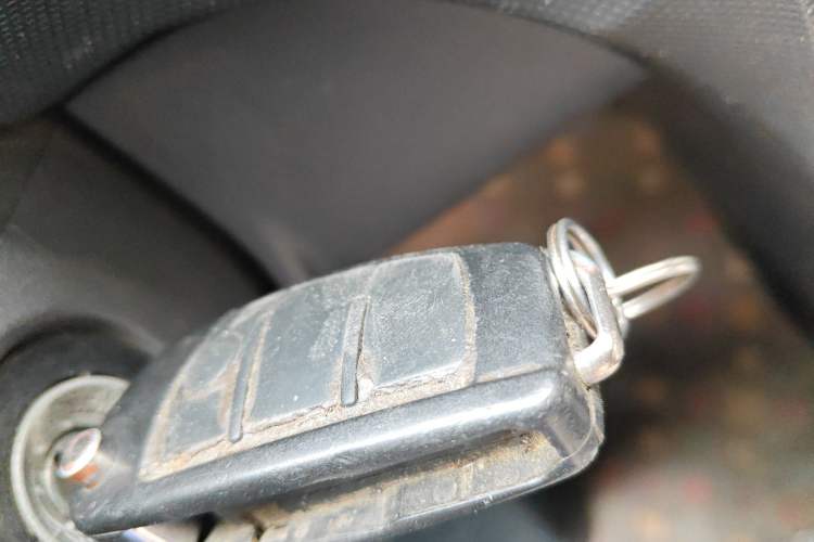 Used Suzuki Wagon R X5 2013 Cruise Edition 1.4L VVT Luxury Model China IV Standard Vehicle Key