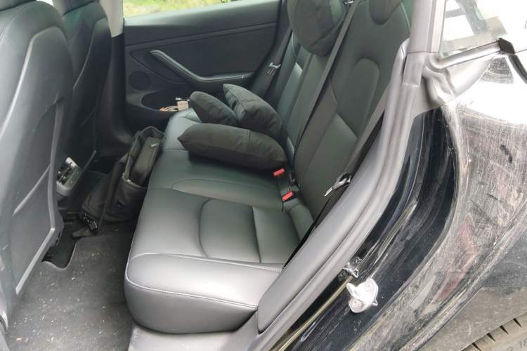 Used Tesla Model 3 2021 Standard Range Rear-Drive Upgraded Version Left Rear Seat