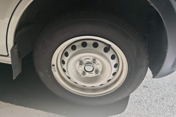 Used Kuayue Kuayue Xing V3 2023 1.5L Gasoline Comfort Edition 5-Seat Passenger Vehicle