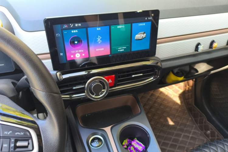 Used SOL E10X 2021 302 km Range Fashion Edition 31.4 kWh
