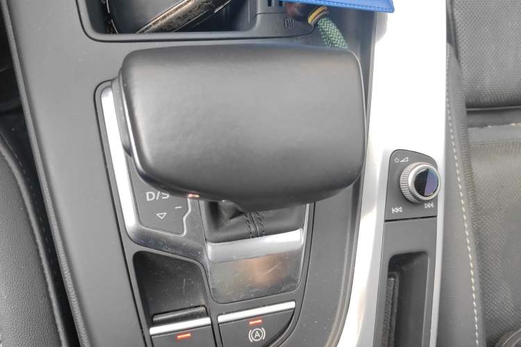 Used Audi A4L 2020 40 TFSI Fashion Dynamic Model
