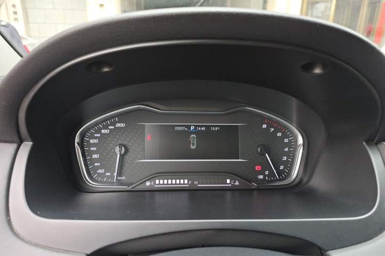 Used SAIC MAXUS G20 2021 Facelifted PLUS 2.0T Gasoline Automatic Luxury Edition