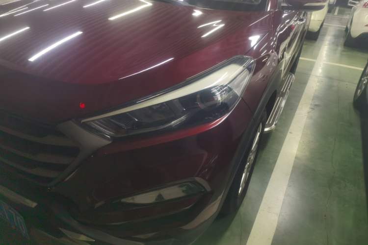 Used Hyundai Tucson 2018 1.6T Dual-Clutch Two-Wheel Drive 15th Anniversary Special Edition
