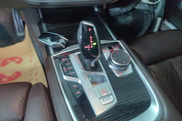 Used BMW 7 Series 2019 Restyled 740Li Leading Edition M Sport Package
