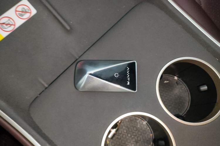 Used Avatr 11 2025 Year Updated Max Extended-Range Version