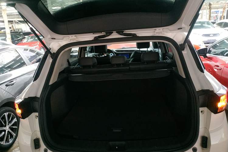 Used Dongfeng Aeolus AX7 2019 1.6T Automatic AI Navigation Model China V Standard