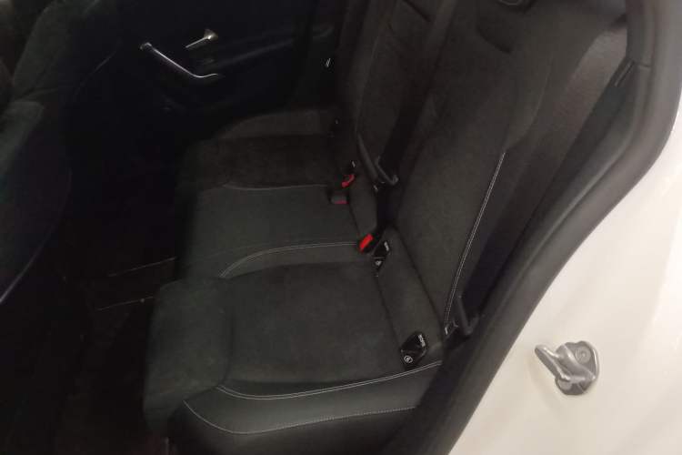 Used Mercedes-Benz A-Class 2021 A 200 L Sport Sedan Fashion Model
