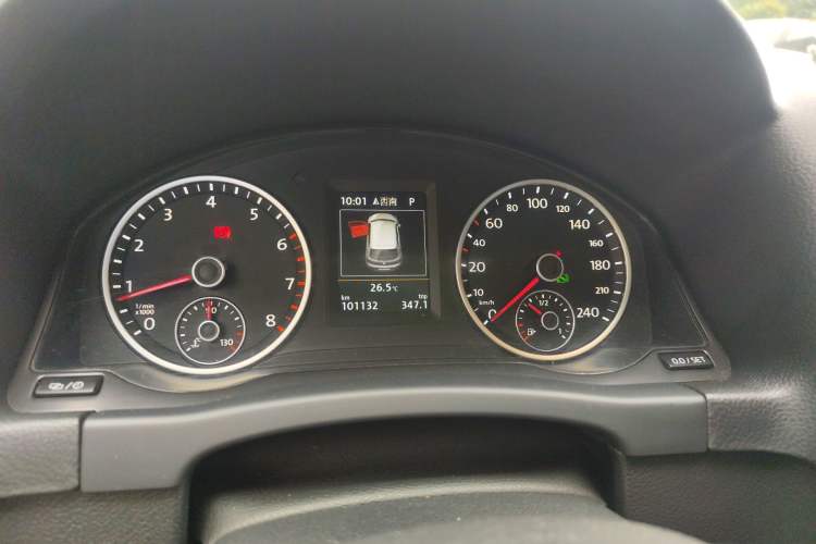 Used Volkswagen Tiguan 2015 1.8TSI Automatic All-Wheel-Drive Luxury Model Instrument Cluster