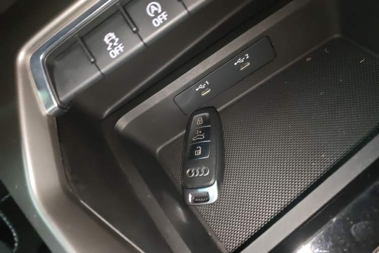 Used Audi A3 2022 Sportback 35 TFSI Fashionable Sports Model Vehicle Key