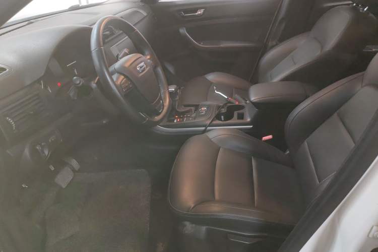 Used Qoros 5 2018 Revised Version 1.6T Automatic Leading Edition
