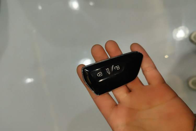 Used Volkswagen ID.UNYX 2024 Revised Pro Long-Range Version
