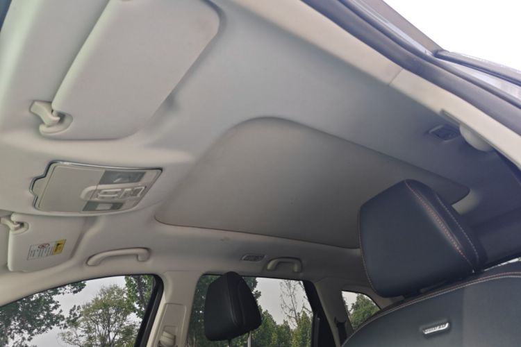 Used CHANGAN OSHAN X7 2020 1.5T Automatic Parking with Facial Recognition – Spacey & Carefree Edition Headliner