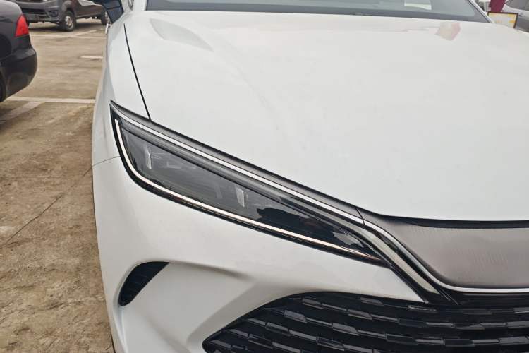 Used BYD Song L DM-i 2024 160km Beyond Edition Right Front Headlight