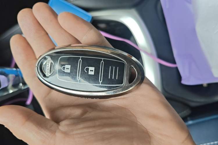 Used Nissan X-Trail 2019 2.0L CVT Smart Connect Comfort Edition 2WD Vehicle Key