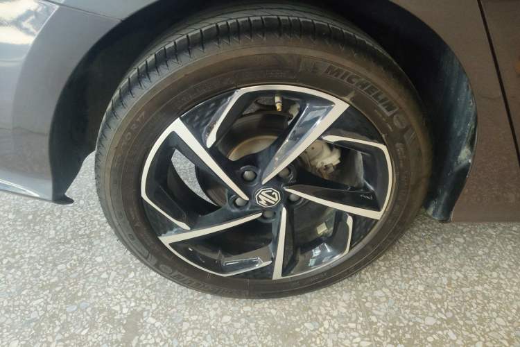 Used MG 5 2021 Revised 300TGI DCT Qingshè Luxurious Enjoyment Edition