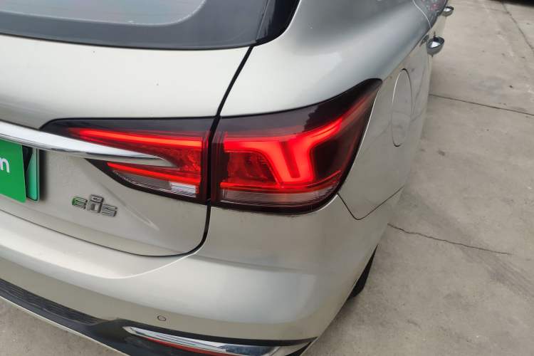 Used Roewe Ei5 2018 Internet Flagship Edition
