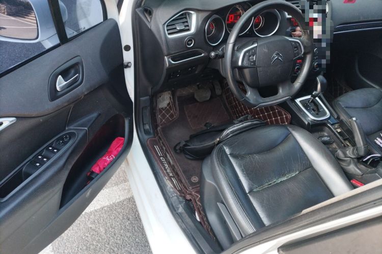 Used Citroen C4L 2013 1.8L Automatic Jingzhi Edition Driver Seat