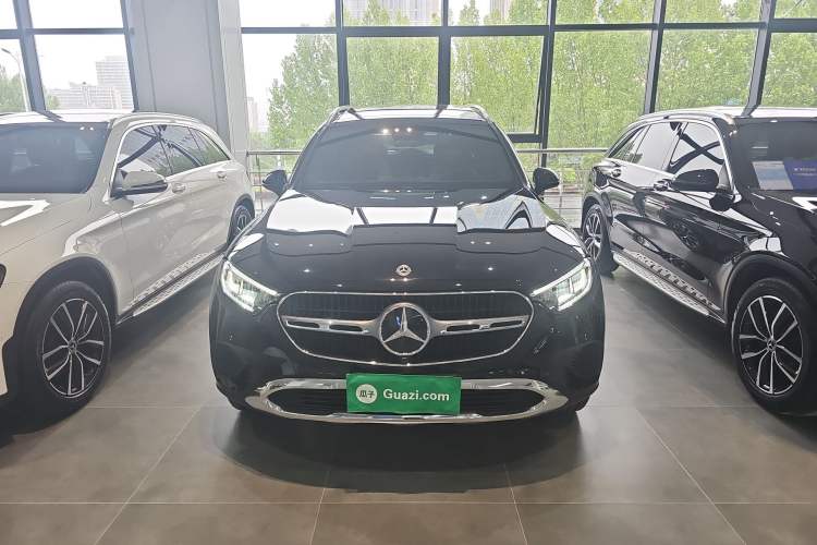 Used Mercedes-Benz GLC 2026 GLC 260 L 4MATIC Classic Edition Front