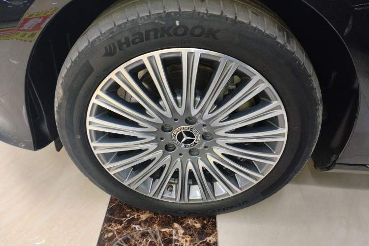 Used Mercedes-Benz E-Class 2023 Updated E 300 L Luxury Edition
