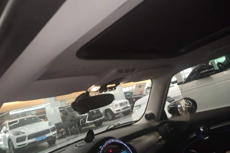 Used MINI MINI 2022 2.0T COOPER S Artist