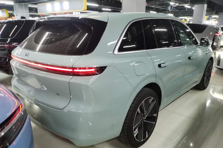 Used Li Auto L6 2025 Max Smart Refresh Edition Rear Right 45 Deg