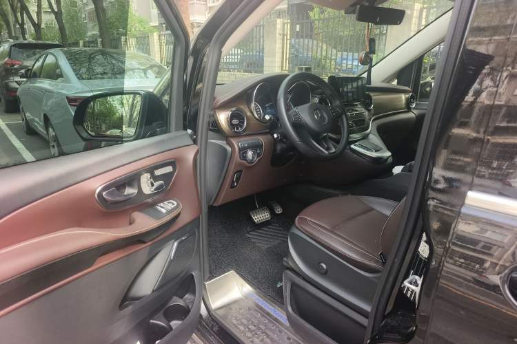 Used Mercedes-Benz V-Class 2022 V 260 L Long-wheelbase Luxury Edition
